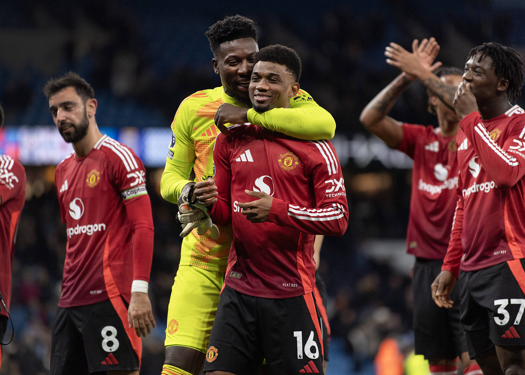 Yabo Sports-曼联关键一役惨遭绝杀，球迷难掩失望，她的继续推荐这个.-Yabo Sports